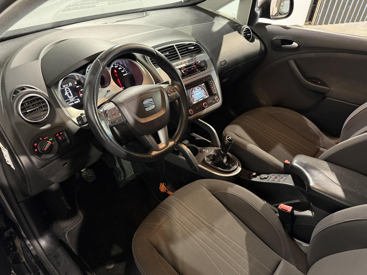 SEAT | Altea XL | 1.2 TSI Ecomotive Businessline COPA | 2012 | 274.939 km | 28TJZ5 | Logisch - سيارة: صورة 3 SEAT | Altea XL | 1.2 TSI Ecomotive Businessline COPA | 2012 | 274.939 km | 28TJZ5 | Logisch - سيارة: صورة 3