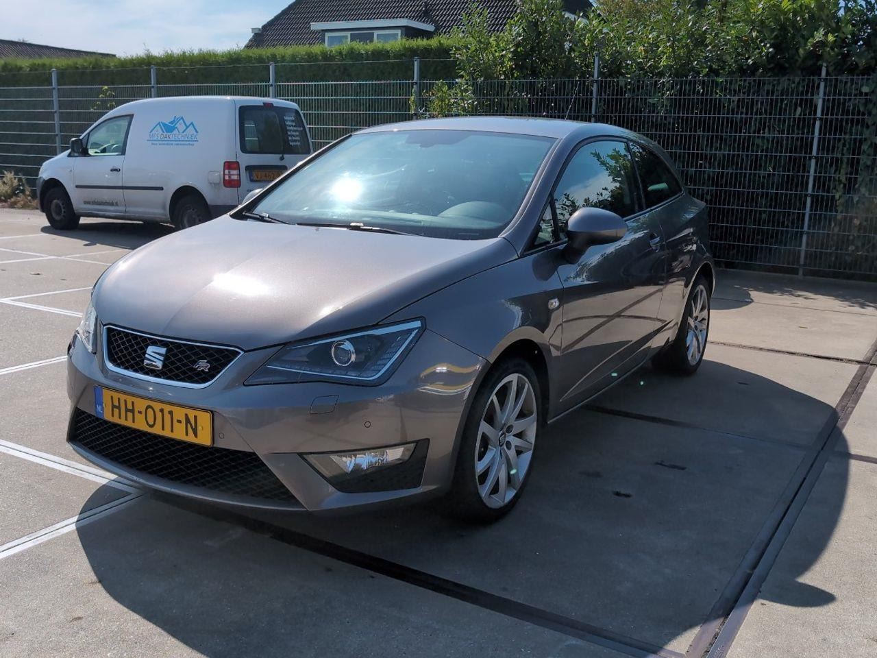 SEAT Ibiza 1.0 EcoTSI FR Connect | 2015 | 203.957 km | HH011N | NAP: Logisch - هاتشباك: صورة 1 SEAT Ibiza 1.0 EcoTSI FR Connect | 2015 | 203.957 km | HH011N | NAP: Logisch - هاتشباك: صورة 1