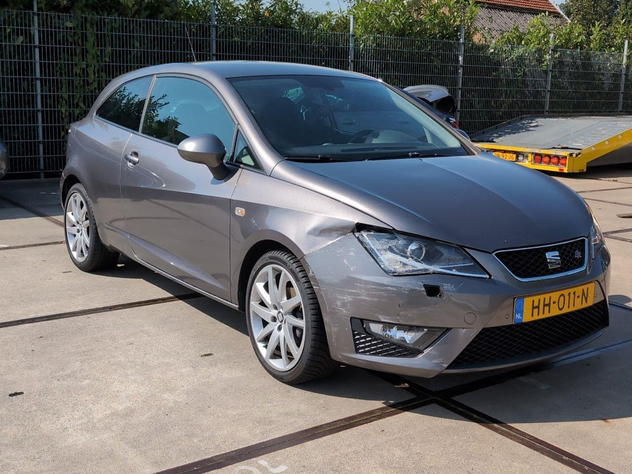 SEAT Ibiza 1.0 EcoTSI FR Connect | 2015 | 203.957 km | HH011N | NAP: Logisch - هاتشباك: صورة 2 SEAT Ibiza 1.0 EcoTSI FR Connect | 2015 | 203.957 km | HH011N | NAP: Logisch - هاتشباك: صورة 2