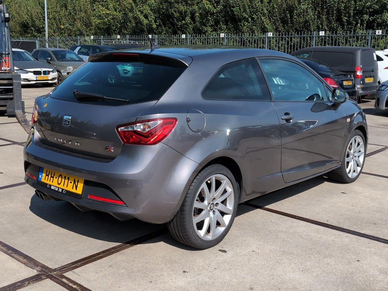 SEAT Ibiza 1.0 EcoTSI FR Connect | 2015 | 203.957 km | HH011N | NAP: Logisch - هاتشباك: صورة 4 SEAT Ibiza 1.0 EcoTSI FR Connect | 2015 | 203.957 km | HH011N | NAP: Logisch - هاتشباك: صورة 4