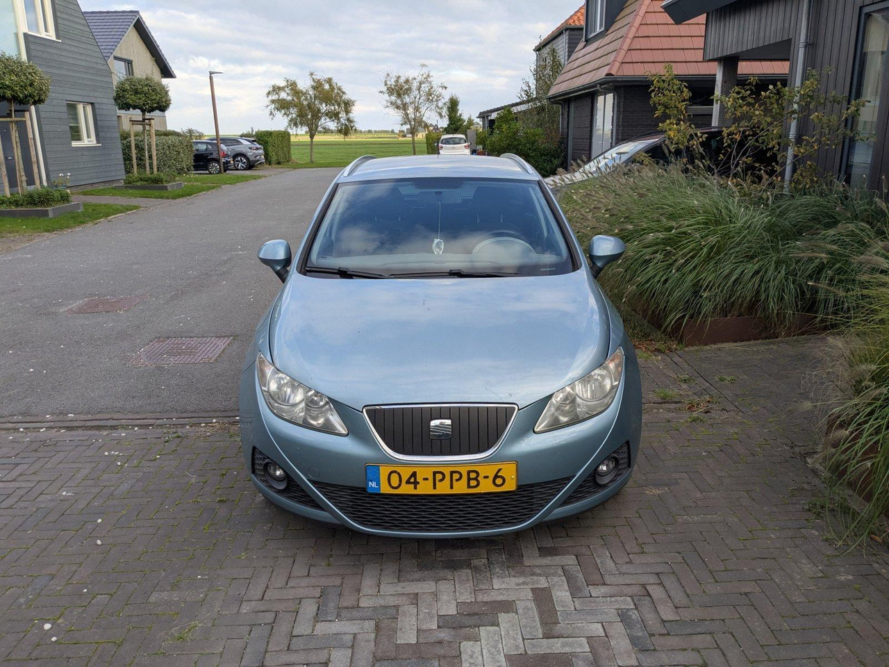 SEAT | Ibiza ST | 1.2 TDI Style Ecomotive | 2011 | 187.816 km | 04PPB6 | Logisch - سيارة: صورة 2 SEAT | Ibiza ST | 1.2 TDI Style Ecomotive | 2011 | 187.816 km | 04PPB6 | Logisch - سيارة: صورة 2