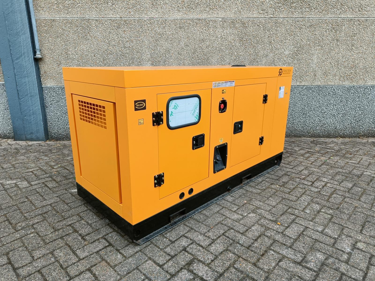 Stahltech 70kVA Diesel Generator Nieuw - مجموعة المولدات: صورة 1 Stahltech 70kVA Diesel Generator Nieuw - مجموعة المولدات: صورة 1