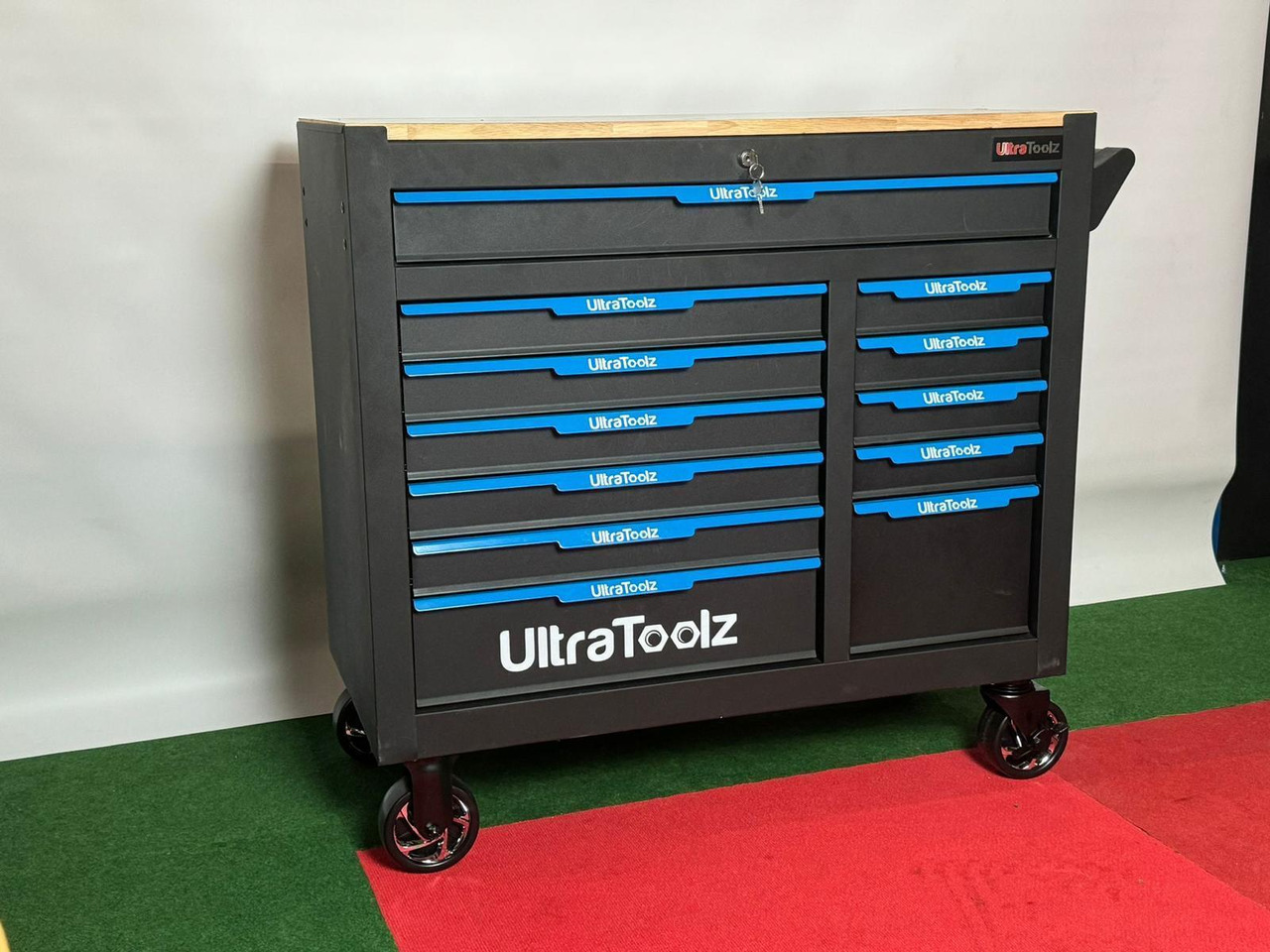 UltraToolz Jumbo gereedschapswagen - معدات الورش: صورة 1 UltraToolz Jumbo gereedschapswagen - معدات الورش: صورة 1