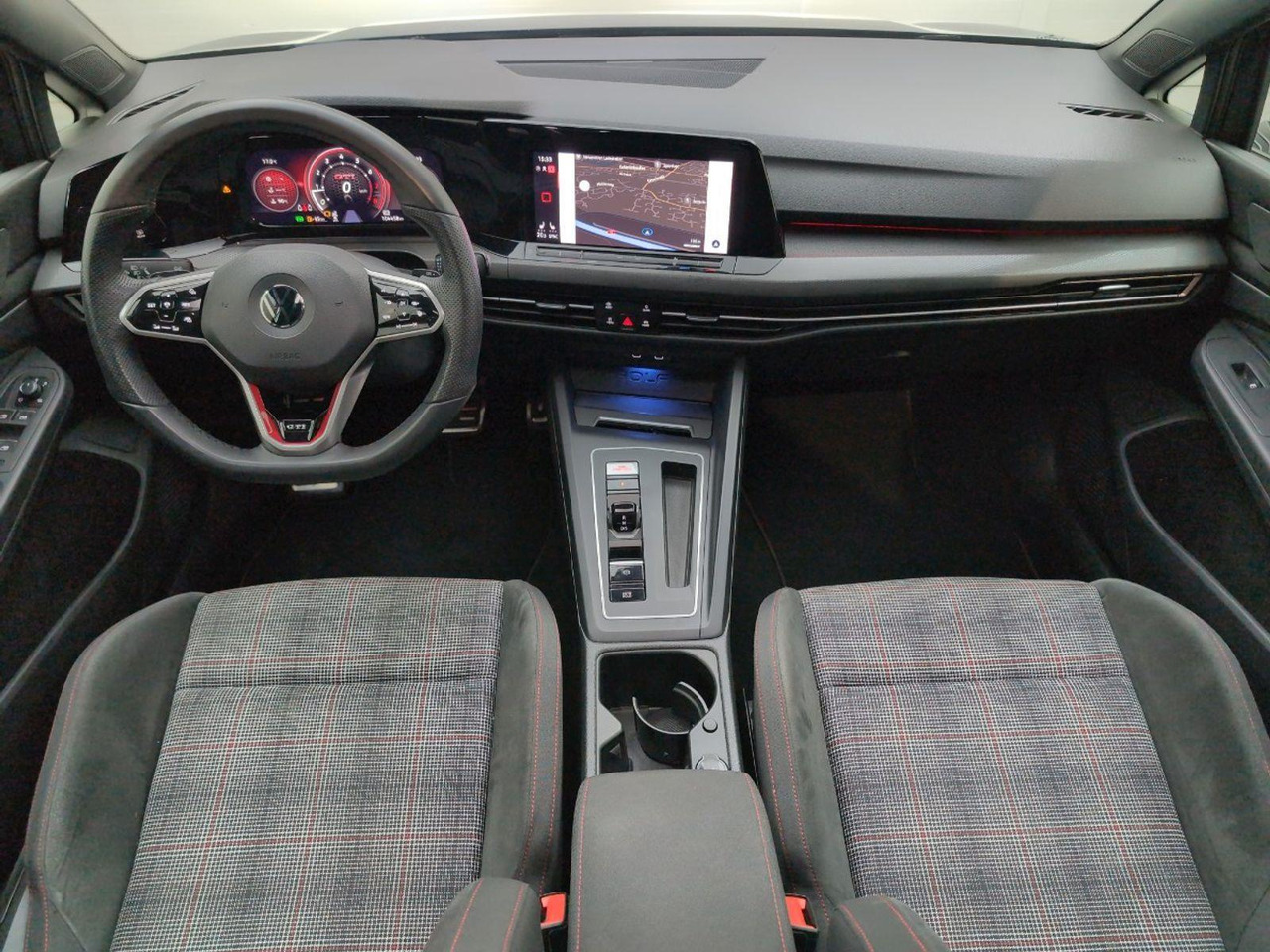 Volkswagen Golf 2.0 TSI GTI | 2021 | 104.458 km | Automaat | N078GH | NAP: Geen oordeel - هاتشباك: صورة 5 Volkswagen Golf 2.0 TSI GTI | 2021 | 104.458 km | Automaat | N078GH | NAP: Geen oordeel - هاتشباك: صورة 5