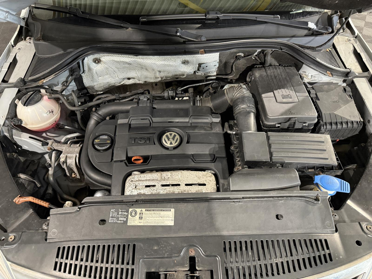 Volkswagen | Tiguan | 1.4 TSI Sport&Style | 2010 | 247.657 km | 41KRT5 | Logisch - سيارة دفع رباعي: صورة 5 Volkswagen | Tiguan | 1.4 TSI Sport&Style | 2010 | 247.657 km | 41KRT5 | Logisch - سيارة دفع رباعي: صورة 5