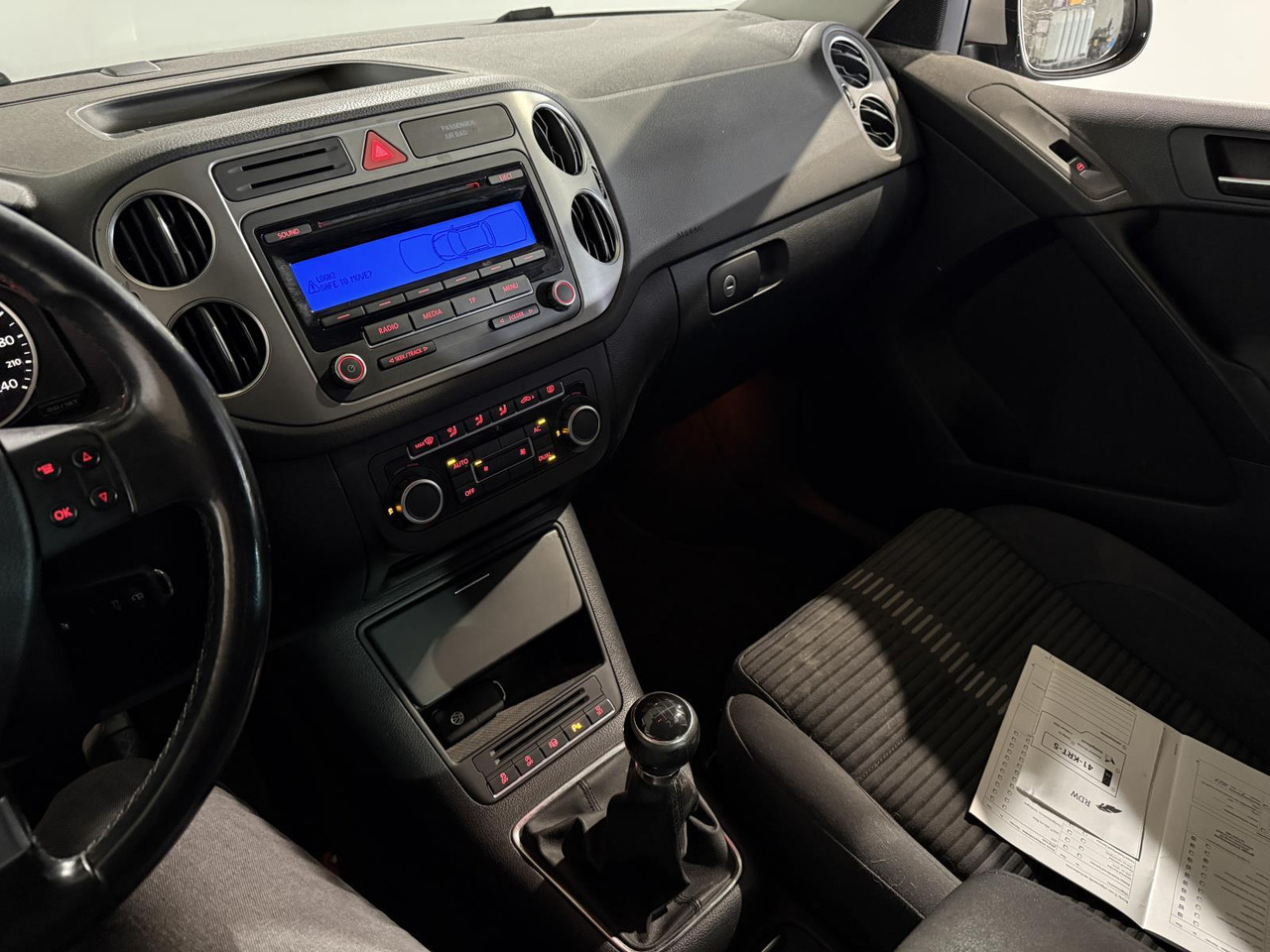 Volkswagen | Tiguan | 1.4 TSI Sport&Style | 2010 | 247.657 km | 41KRT5 | Logisch - سيارة دفع رباعي: صورة 4 Volkswagen | Tiguan | 1.4 TSI Sport&Style | 2010 | 247.657 km | 41KRT5 | Logisch - سيارة دفع رباعي: صورة 4