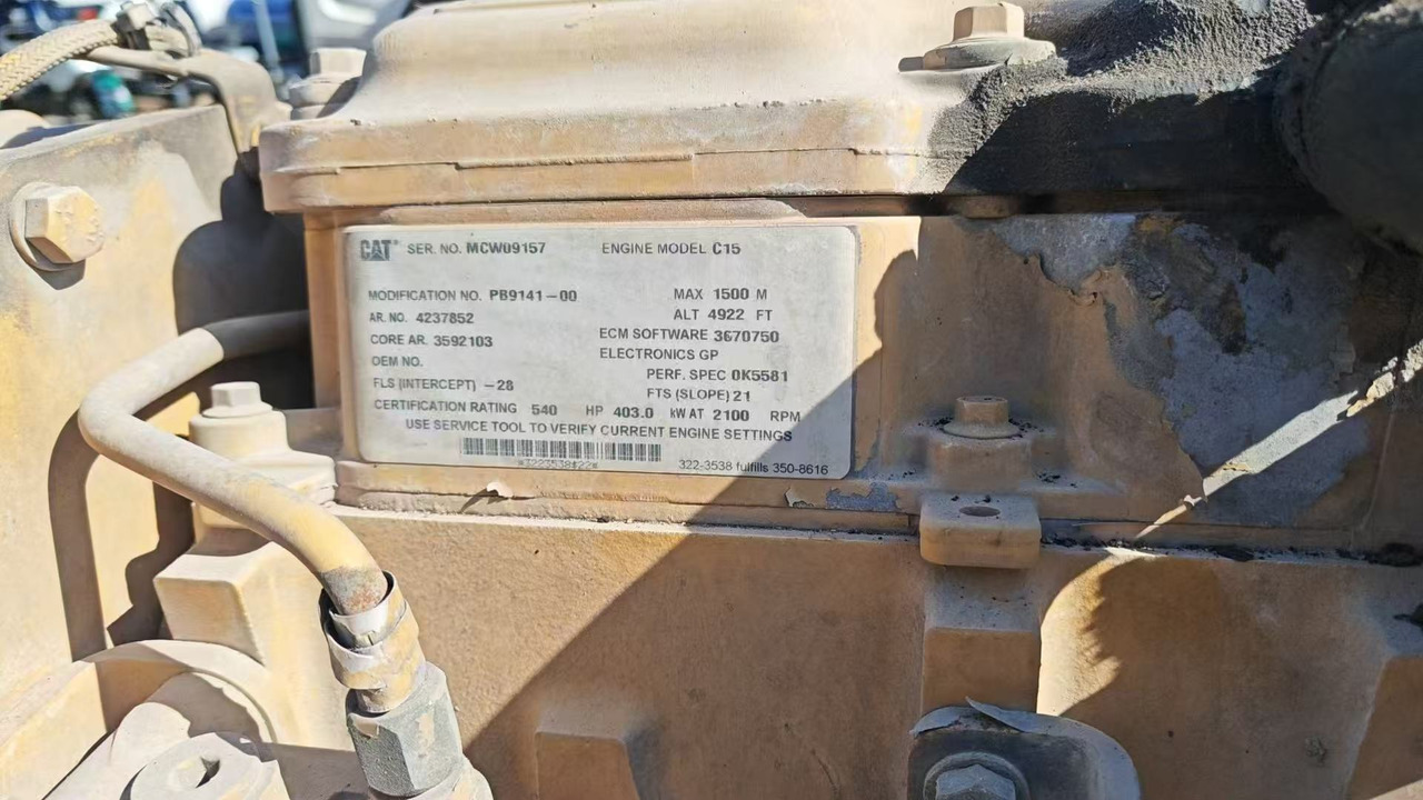 CATPILLAR C15 - محرك - آلات البناء: صورة 3 CATPILLAR C15 - محرك - آلات البناء: صورة 3