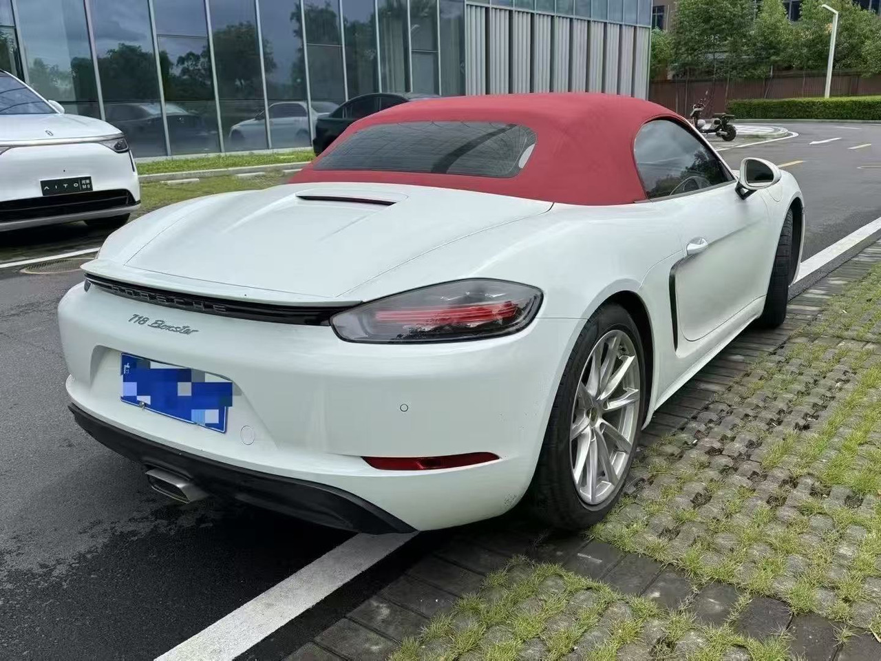 PORSCHE 718 BOXSTER - سيارة: صورة 3 PORSCHE 718 BOXSTER - سيارة: صورة 3