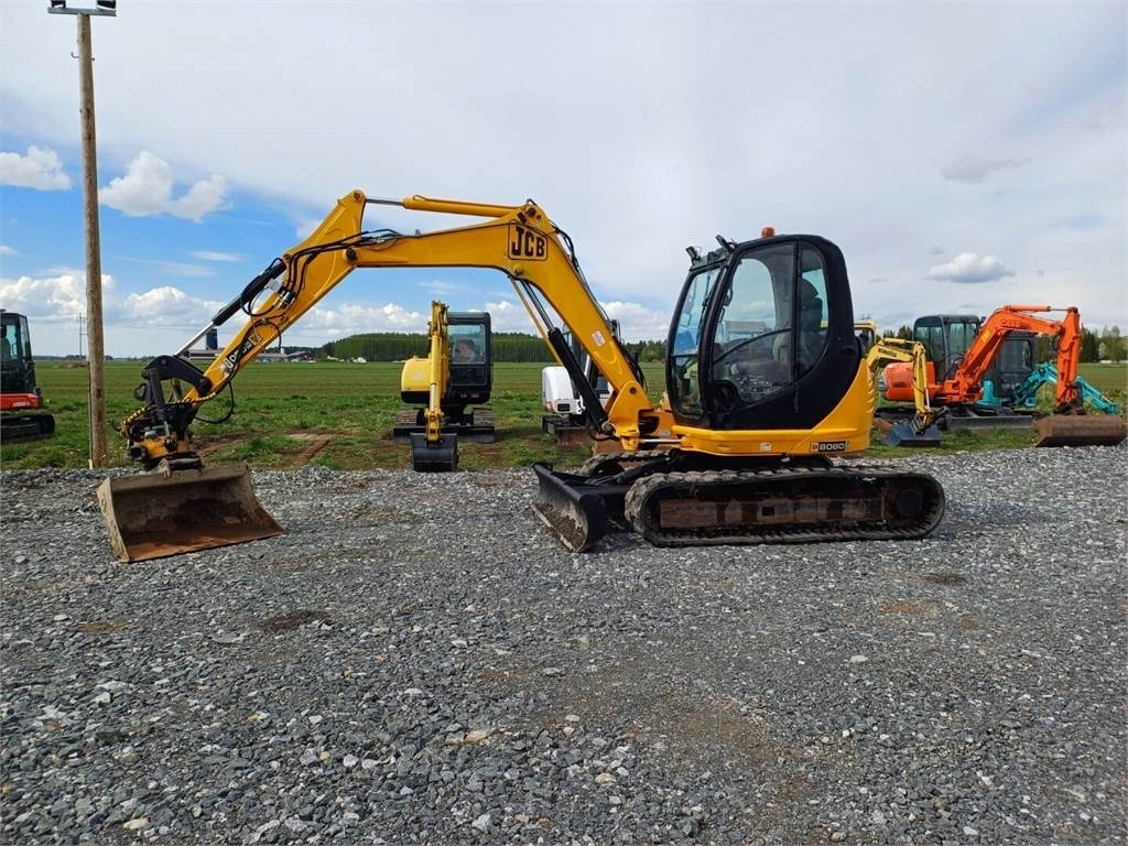JCB 8080 Engconin pyörittäjällä - حفارة مُصَّغرة: صورة 2 JCB 8080 Engconin pyörittäjällä - حفارة مُصَّغرة: صورة 2
