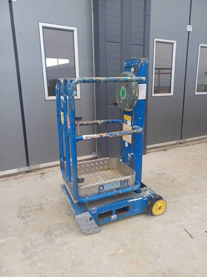 JLG Peco lift henkilönostin - الرأسي رفع الصاري: صورة 2 JLG Peco lift henkilönostin - الرأسي رفع الصاري: صورة 2