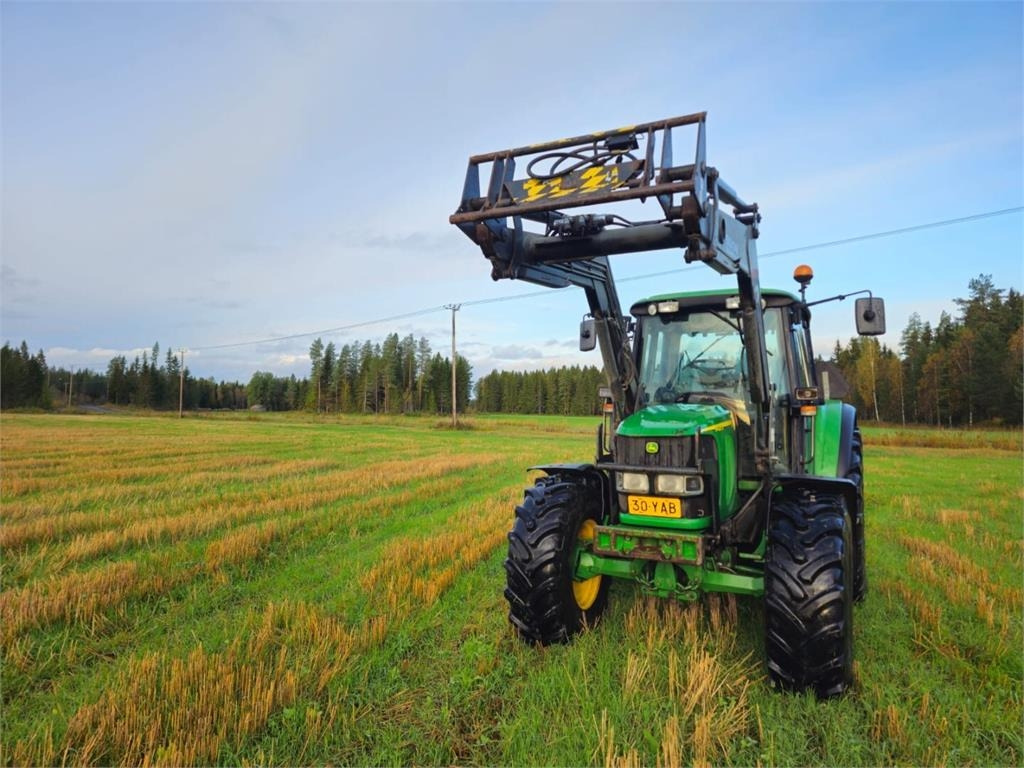 John Deere 6420S AP Premium Plus 50km/h - جرار: صورة 3 John Deere 6420S AP Premium Plus 50km/h - جرار: صورة 3