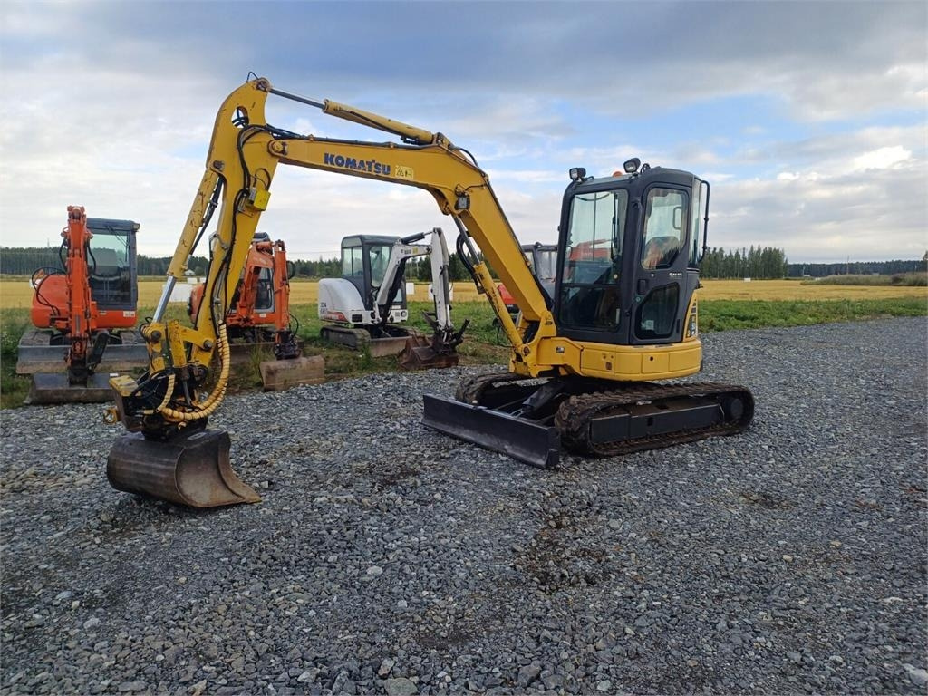 Komatsu pc50mr-2 Engcon pyörittäjällä - حفارة مُصَّغرة: صورة 1 Komatsu pc50mr-2 Engcon pyörittäjällä - حفارة مُصَّغرة: صورة 1