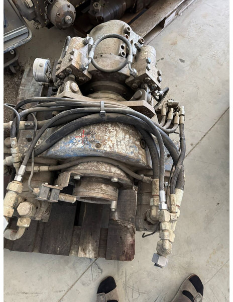 Klemm Drilling Head - آلات البناء: صورة 1 Klemm Drilling Head - آلات البناء: صورة 1