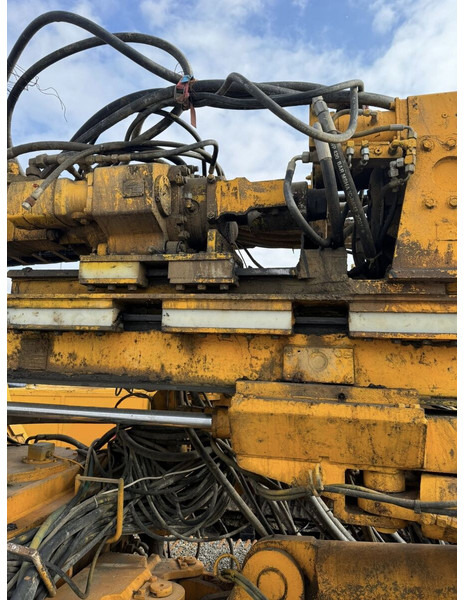 Klemm KR 806-3D with Double Rotary Head - برج الحفر: صورة 5 Klemm KR 806-3D with Double Rotary Head - برج الحفر: صورة 5