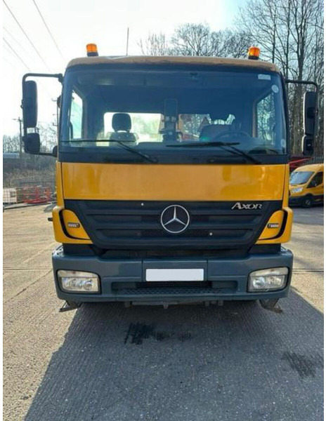 Mercedes-Benz Axor - مضخة خرسانة ثابتة: صورة 2 Mercedes-Benz Axor - مضخة خرسانة ثابتة: صورة 2