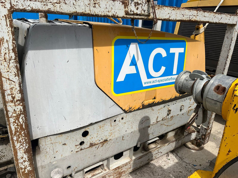 Putzmeister P 175 SD - مضخة خرسانة ثابتة: صورة 4 Putzmeister P 175 SD - مضخة خرسانة ثابتة: صورة 4