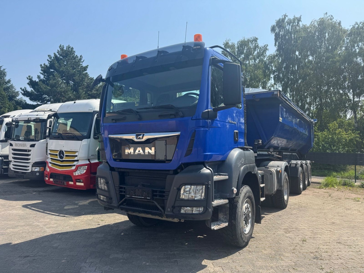 MAN 18.460 TGS/B-B/Kipp/4X4/klp.Zug/TOP-ZUSTAND - شاحنة قلاب: صورة 1 MAN 18.460 TGS/B-B/Kipp/4X4/klp.Zug/TOP-ZUSTAND - شاحنة قلاب: صورة 1
