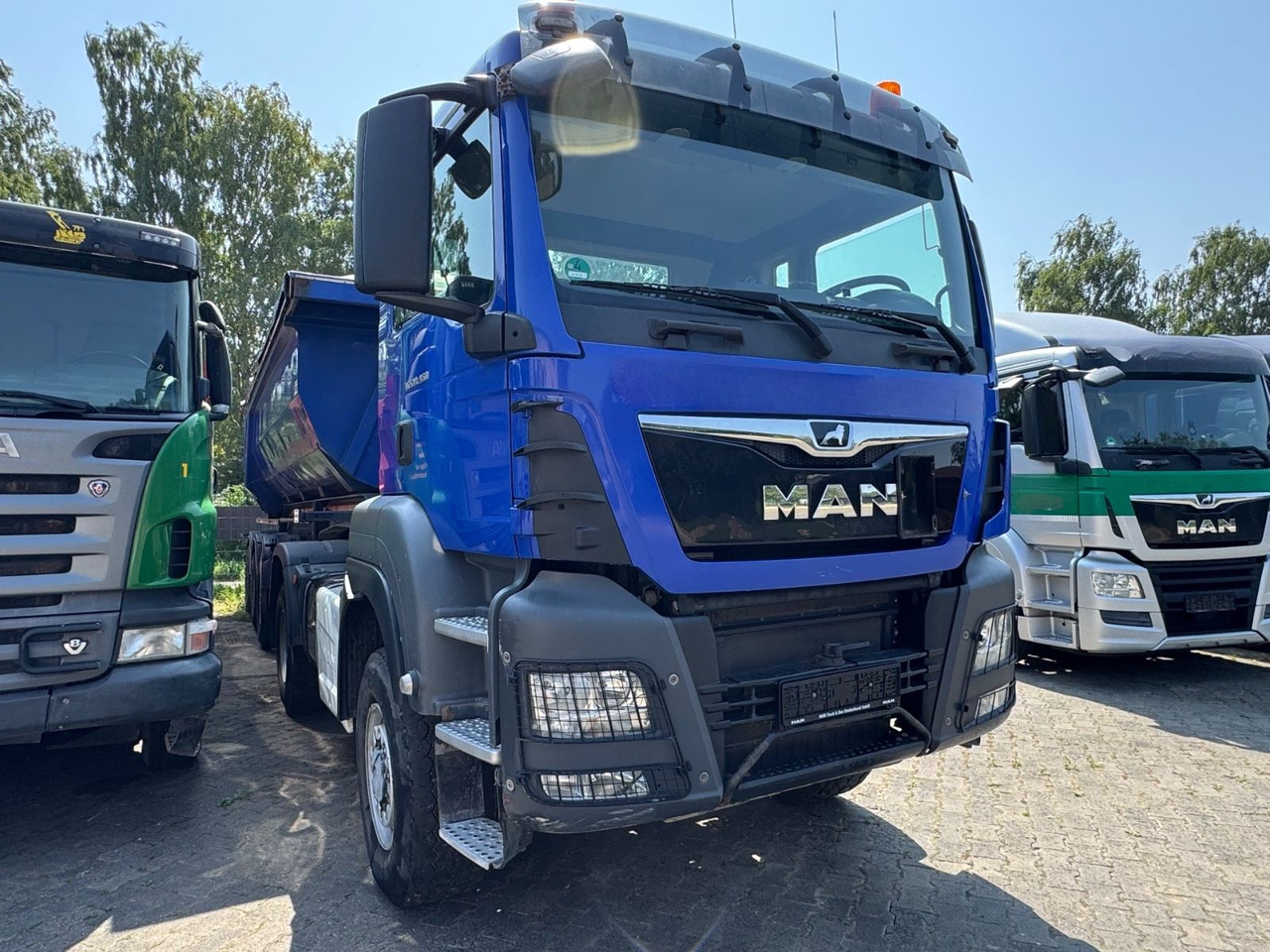 MAN 18.460 TGS/B-B/Kipp/4X4/klp.Zug/TOP-ZUSTAND - شاحنة قلاب: صورة 2 MAN 18.460 TGS/B-B/Kipp/4X4/klp.Zug/TOP-ZUSTAND - شاحنة قلاب: صورة 2