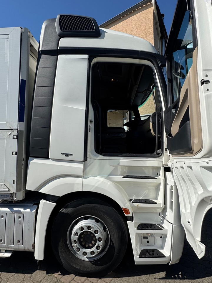 Mercedes-Benz Actros2545/Lift-Lenk/Mitnahmestp/Retarder - شاحنة مقفلة: صورة 5 Mercedes-Benz Actros2545/Lift-Lenk/Mitnahmestp/Retarder - شاحنة مقفلة: صورة 5