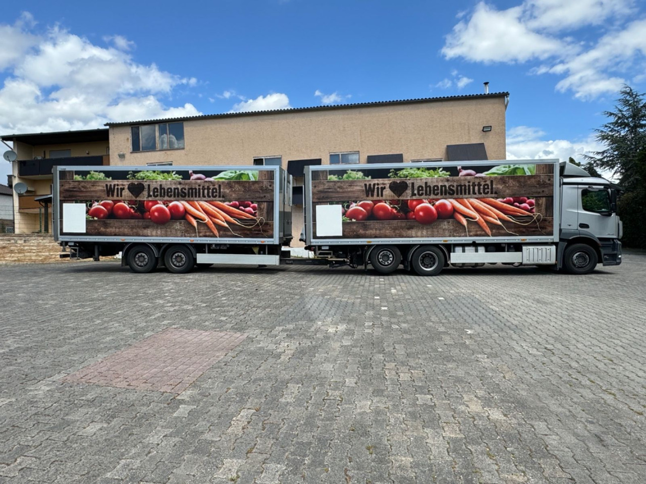 Mercedes-Benz Antos 2540/Durchladbar/Frigoblock/2x LBW/kpl.Zug - شاحنة الفريزر: صورة 3 Mercedes-Benz Antos 2540/Durchladbar/Frigoblock/2x LBW/kpl.Zug - شاحنة الفريزر: صورة 3