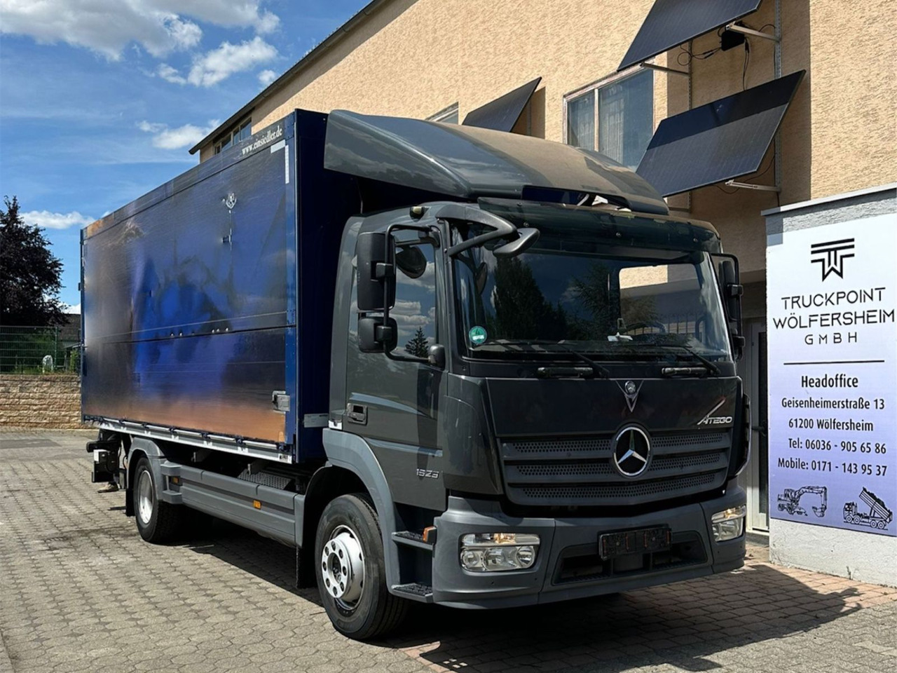 Mercedes-Benz Atego 1523/Klima/LBW/GT-Zertifiziert/2xAHK - شاحنة المشروبات: صورة 1 Mercedes-Benz Atego 1523/Klima/LBW/GT-Zertifiziert/2xAHK - شاحنة المشروبات: صورة 1