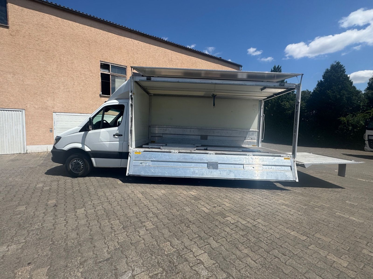 Mercedes-Benz Sprinter 514/LBW/KLIMA/aus.1Hand/GT-Zertifikat - شاحنة المشروبات: صورة 5 Mercedes-Benz Sprinter 514/LBW/KLIMA/aus.1Hand/GT-Zertifikat - شاحنة المشروبات: صورة 5
