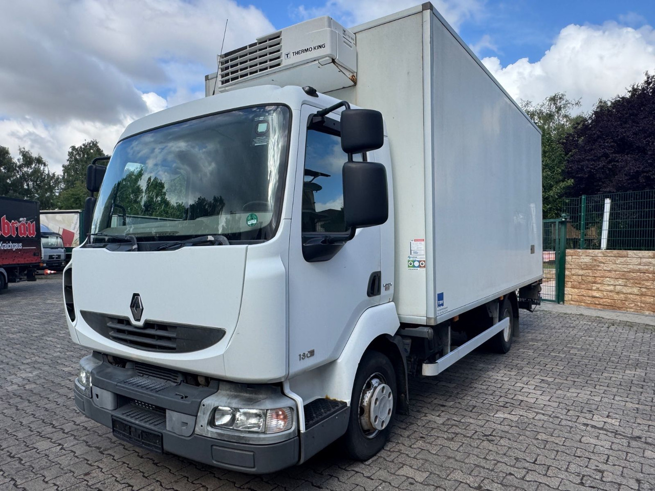 Renault MIDLUM 180/Thermo-King V-500/LBW - شاحنة مُبرّدة للتوصيل: صورة 2 Renault MIDLUM 180/Thermo-King V-500/LBW - شاحنة مُبرّدة للتوصيل: صورة 2