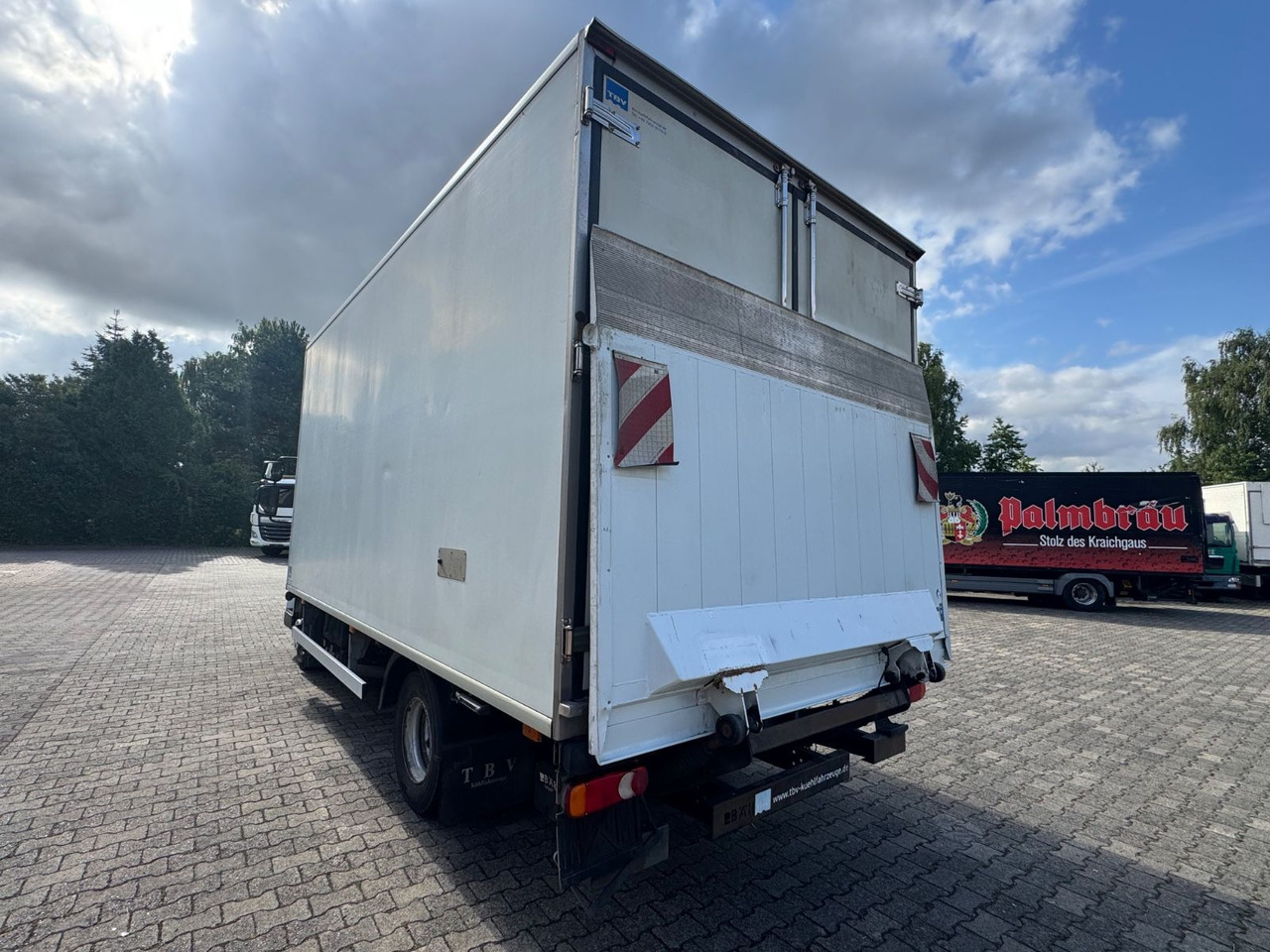 Renault MIDLUM 180/Thermo-King V-500/LBW - شاحنة مُبرّدة للتوصيل: صورة 3 Renault MIDLUM 180/Thermo-King V-500/LBW - شاحنة مُبرّدة للتوصيل: صورة 3