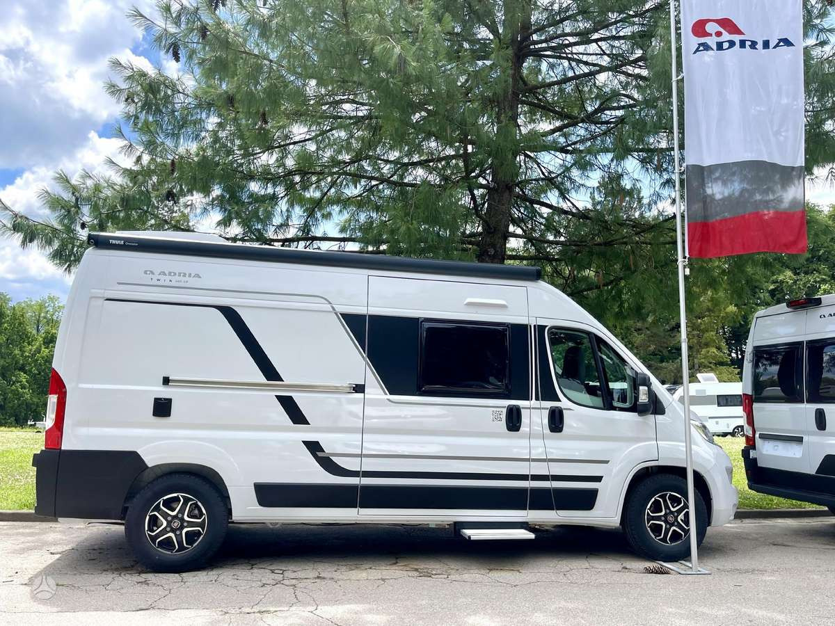 ADRIA Twin 600 SP Family - كرفان فان: صورة 1 ADRIA Twin 600 SP Family - كرفان فان: صورة 1
