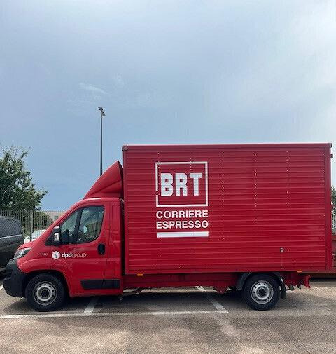 FIAT DUCATO MAXI TELAIO CON BOX IN LEGA 3800*2200* - شاحنة مغلقة الصندوق: صورة 1 FIAT DUCATO MAXI TELAIO CON BOX IN LEGA 3800*2200* - شاحنة مغلقة الصندوق: صورة 1