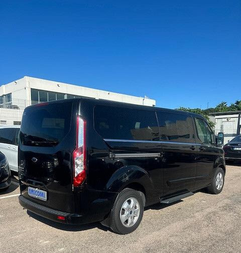 Ford Tourneo Custom Tourneo Custom 310 2.0 TDCi 17 - سيارة: صورة 4 Ford Tourneo Custom Tourneo Custom 310 2.0 TDCi 17 - سيارة: صورة 4