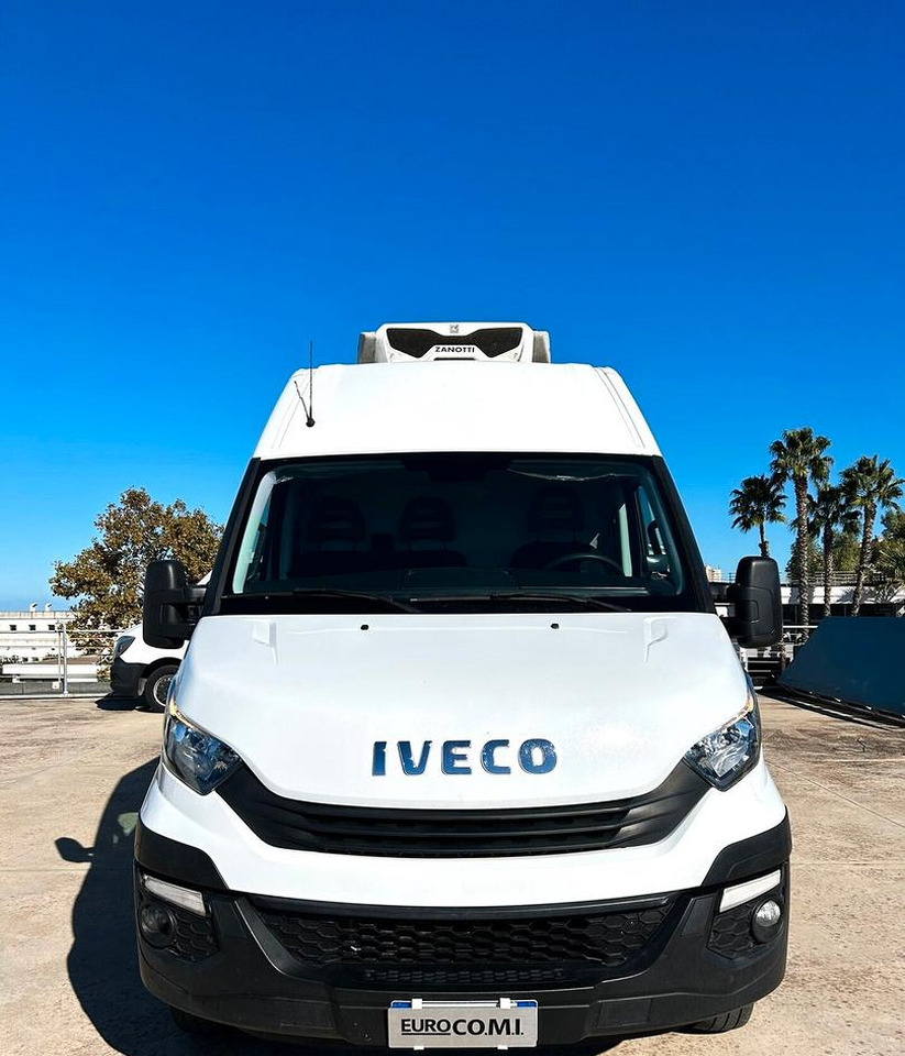 Iveco Daily 35C15 Furgone gemellato Isotermico - شاحنة مُبرّدة للتوصيل: صورة 2 Iveco Daily 35C15 Furgone gemellato Isotermico - شاحنة مُبرّدة للتوصيل: صورة 2