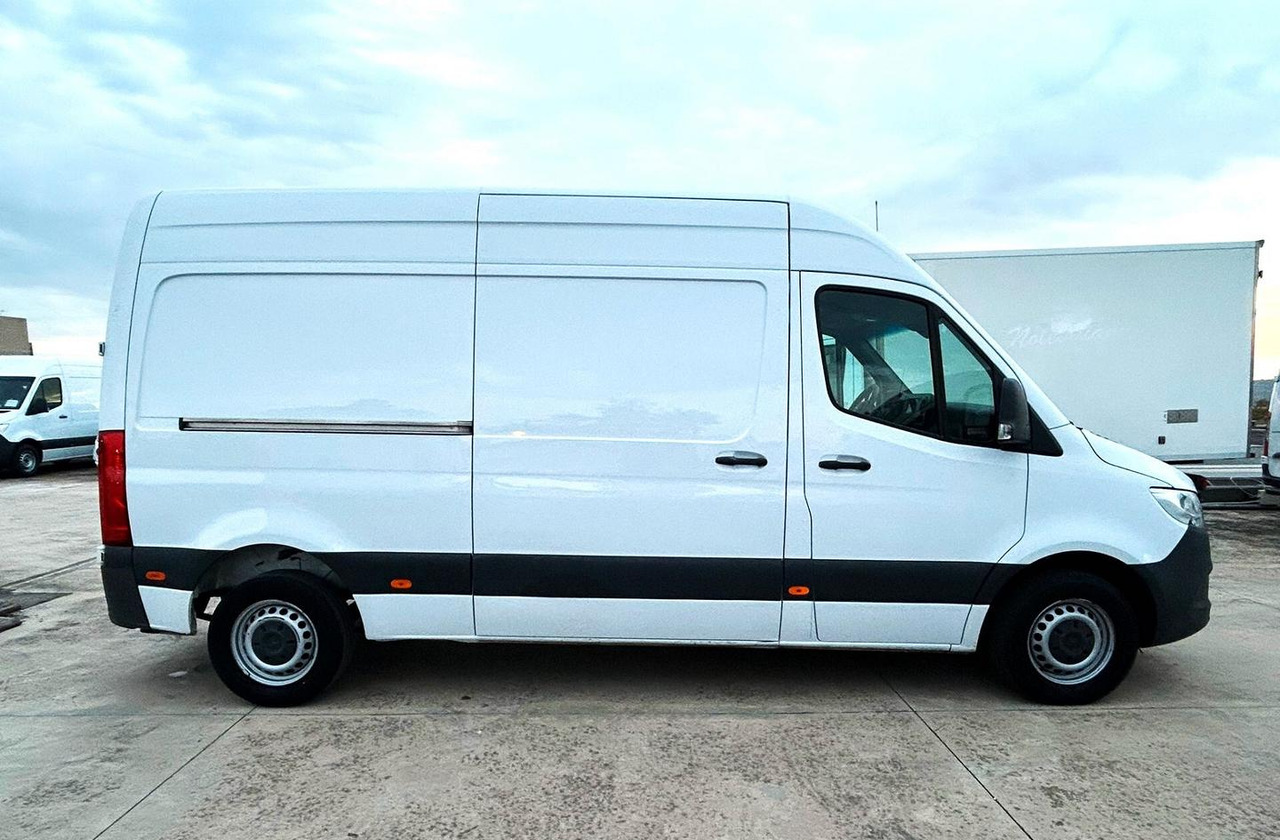Mercedes Benz Sprinter 314 F 39/35 - فان: صورة 4 Mercedes Benz Sprinter 314 F 39/35 - فان: صورة 4