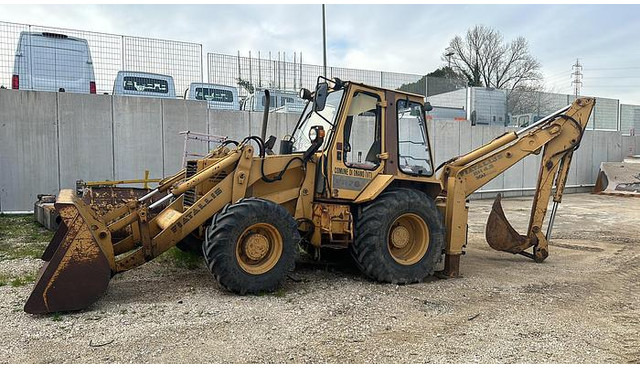 Fiat ALLIS BH4.5 - جرافة حفار: صورة 1 Fiat ALLIS BH4.5 - جرافة حفار: صورة 1