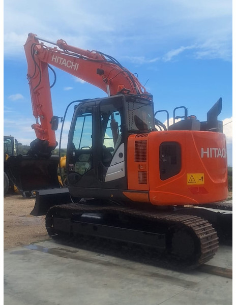 Hitachi ZX135US-6 - حفارة: صورة 5 Hitachi ZX135US-6 - حفارة: صورة 5