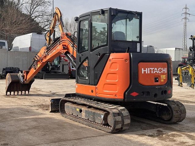 Hitachi ZX65USB - حفارة مُصَّغرة: صورة 3 Hitachi ZX65USB - حفارة مُصَّغرة: صورة 3