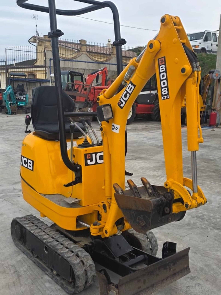 JCB 8008CTS - حفارة مُصَّغرة: صورة 1 JCB 8008CTS - حفارة مُصَّغرة: صورة 1