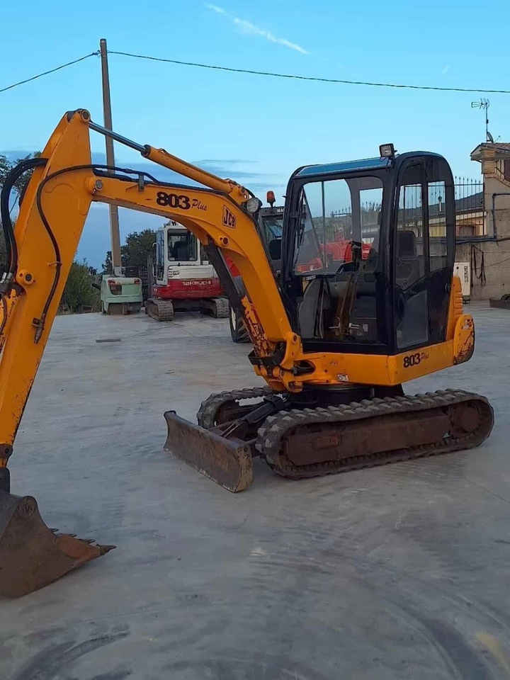 JCB 803 - حفارة مُصَّغرة: صورة 1 JCB 803 - حفارة مُصَّغرة: صورة 1