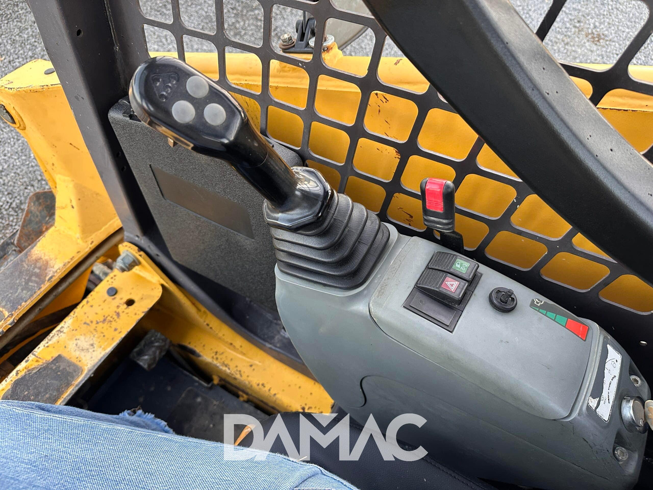 شيول صغير KOMATSU CK20: صورة 14