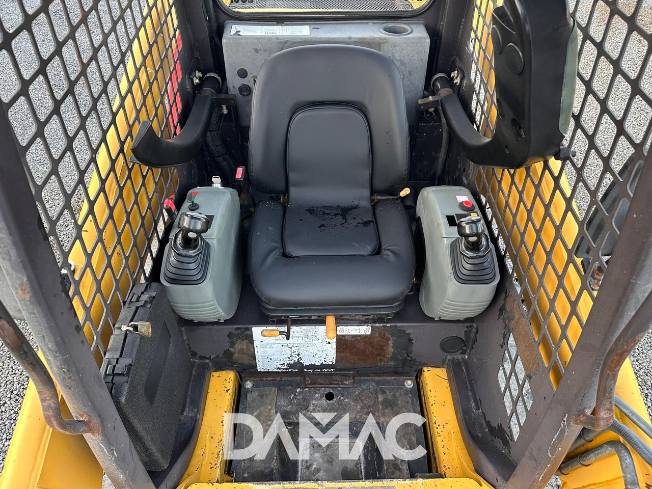 شيول صغير KOMATSU CK20: صورة 10