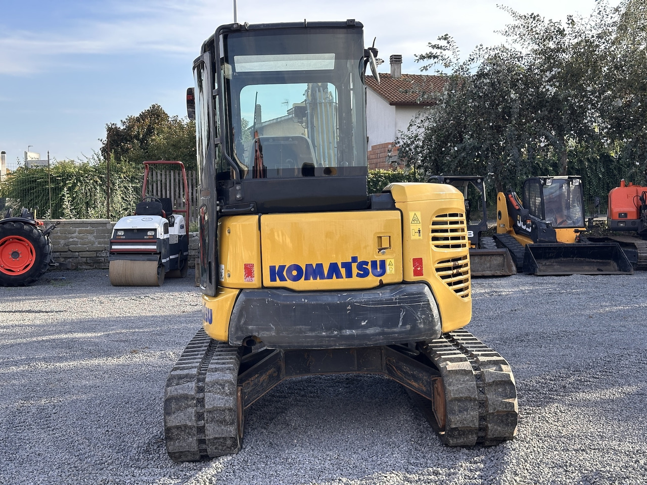 KOMATSU PC55MR-3 - حفارة مُصَّغرة: صورة 5 KOMATSU PC55MR-3 - حفارة مُصَّغرة: صورة 5