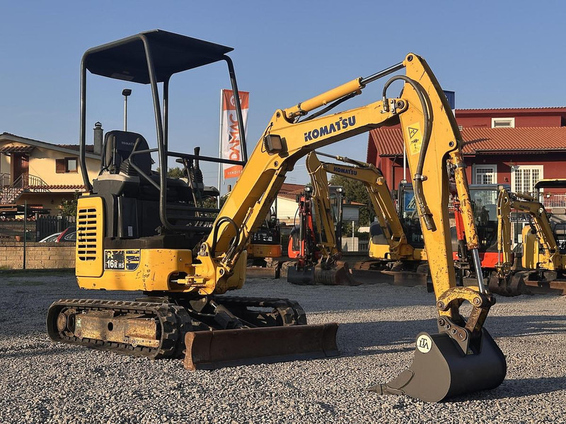 Komatsu PC16R-3HS - حفارة مُصَّغرة: صورة 1 Komatsu PC16R-3HS - حفارة مُصَّغرة: صورة 1