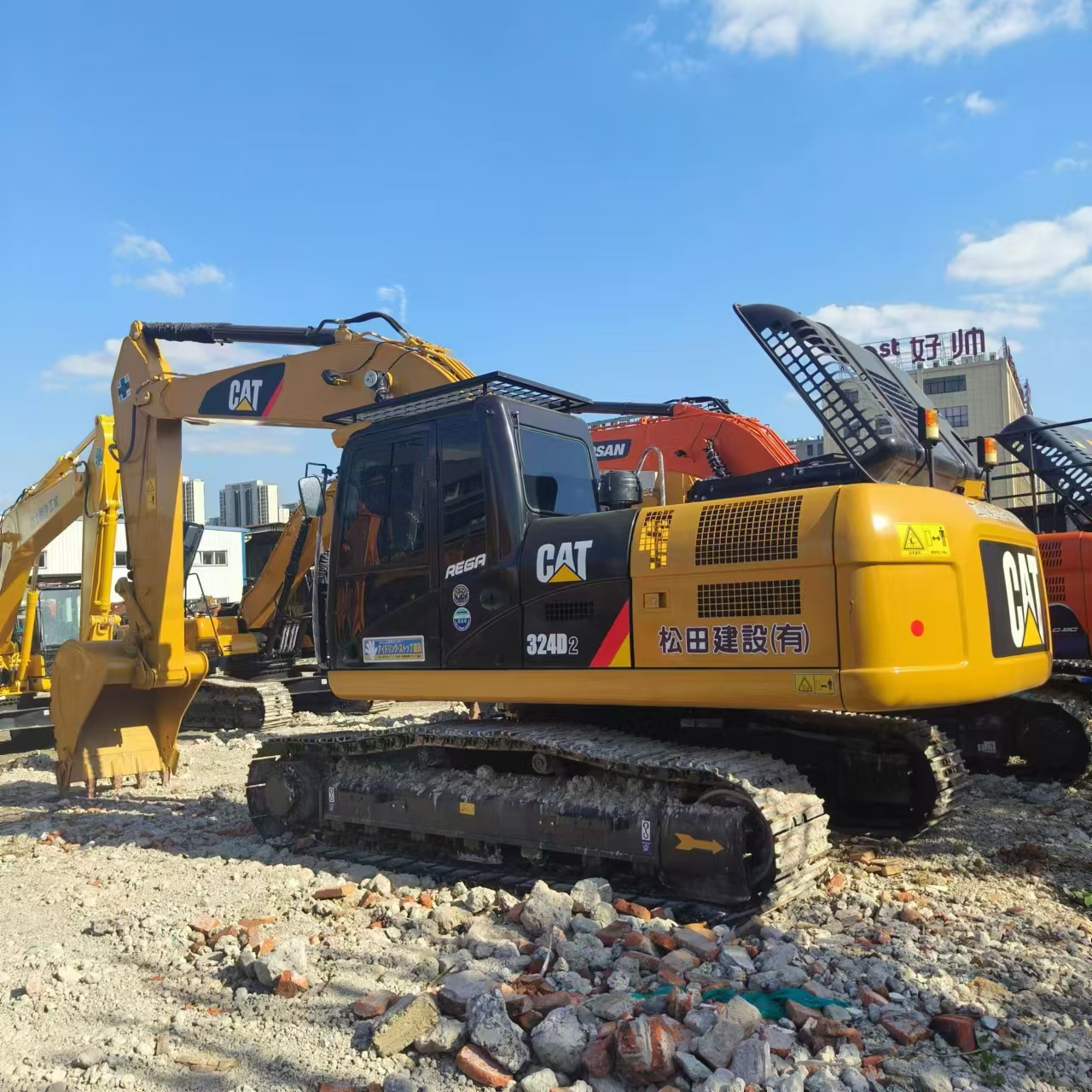 CATERPILLAR 324D - حفار زحاف: صورة 1 CATERPILLAR 324D - حفار زحاف: صورة 1