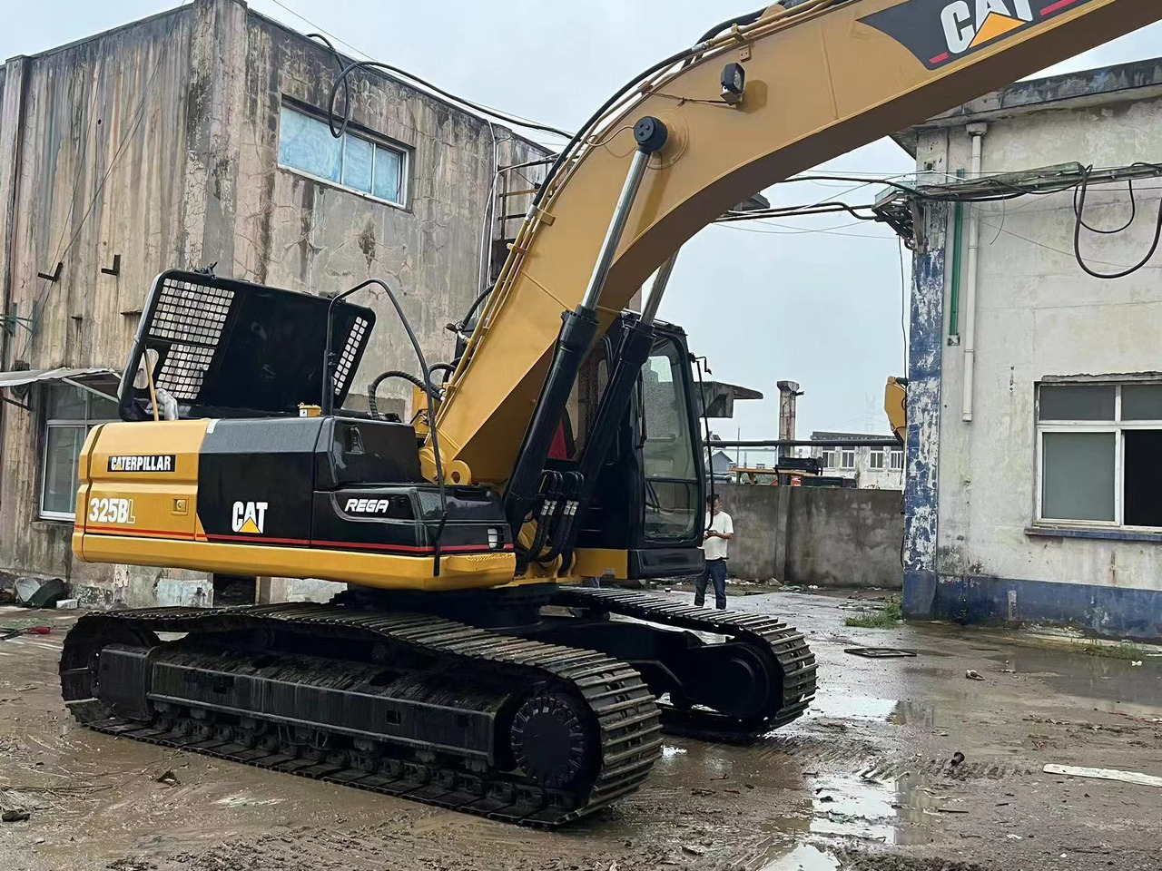 CATERPILLAR 325BL - حفار زحاف: صورة 3 CATERPILLAR 325BL - حفار زحاف: صورة 3
