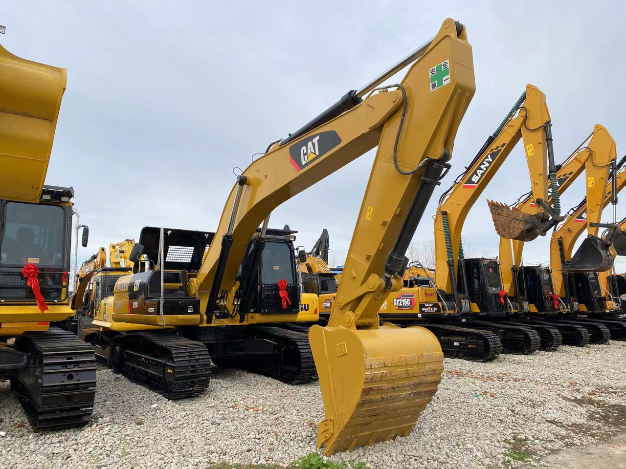 CATERPILLAR 329D2L - حفار زحاف: صورة 5 CATERPILLAR 329D2L - حفار زحاف: صورة 5