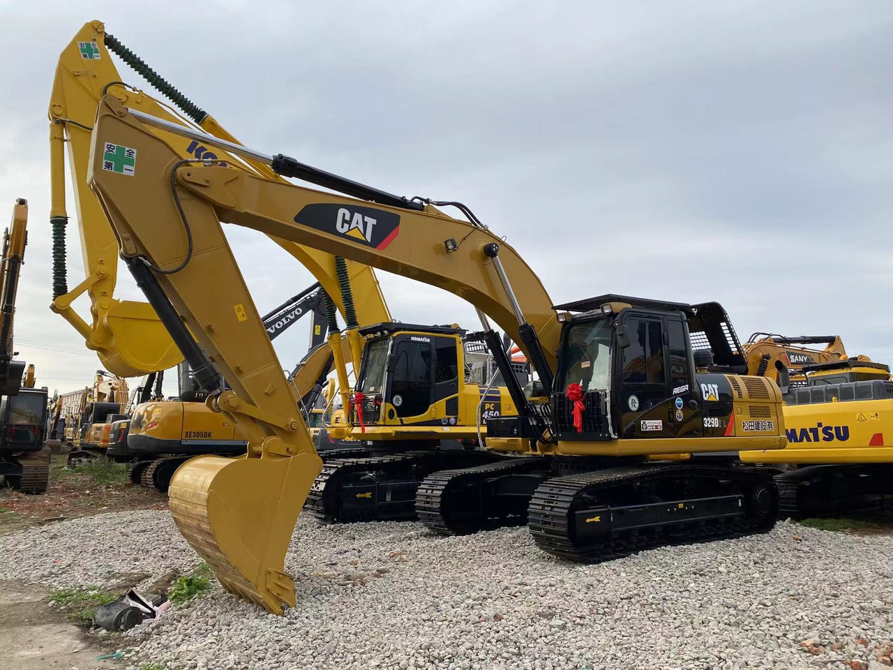 CATERPILLAR 329D2L - حفار زحاف: صورة 3 CATERPILLAR 329D2L - حفار زحاف: صورة 3