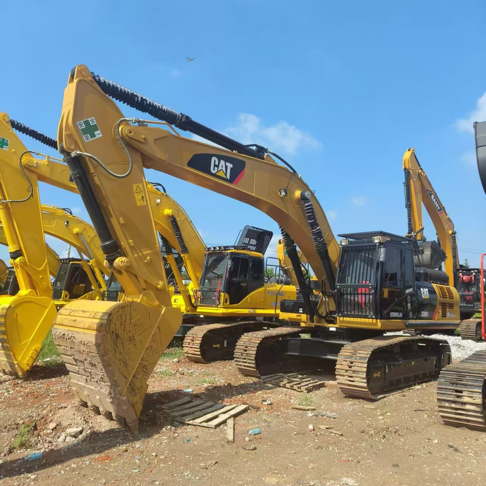 CATERPILLAR 330D2 - حفار زحاف: صورة 1 CATERPILLAR 330D2 - حفار زحاف: صورة 1