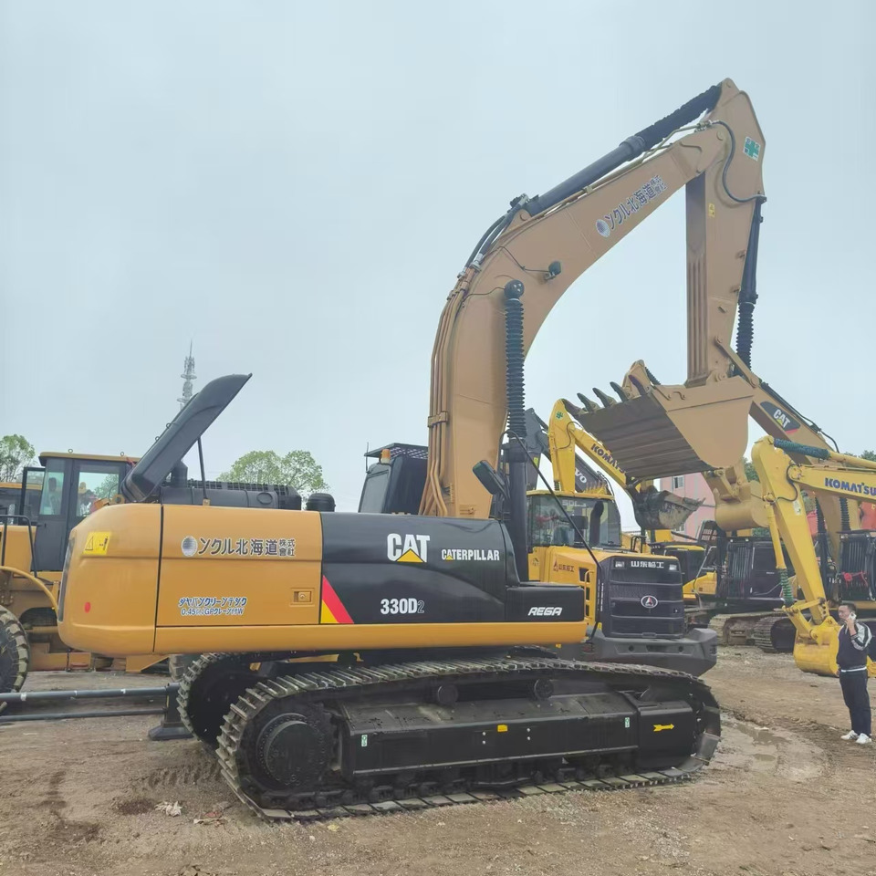 CATERPILLAR 330D2 - حفار زحاف: صورة 1 CATERPILLAR 330D2 - حفار زحاف: صورة 1