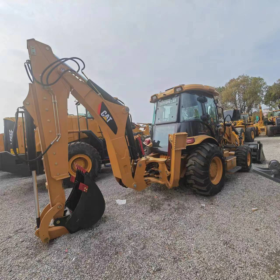 CATERPILLAR 420F - جرافة حفار: صورة 3 CATERPILLAR 420F - جرافة حفار: صورة 3