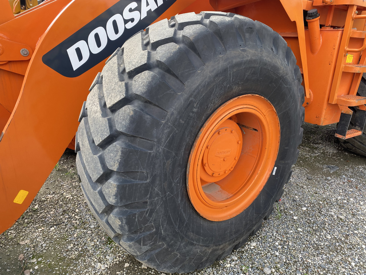 DOOSAN DL505 - اللودر بعجل: صورة 3 DOOSAN DL505 - اللودر بعجل: صورة 3